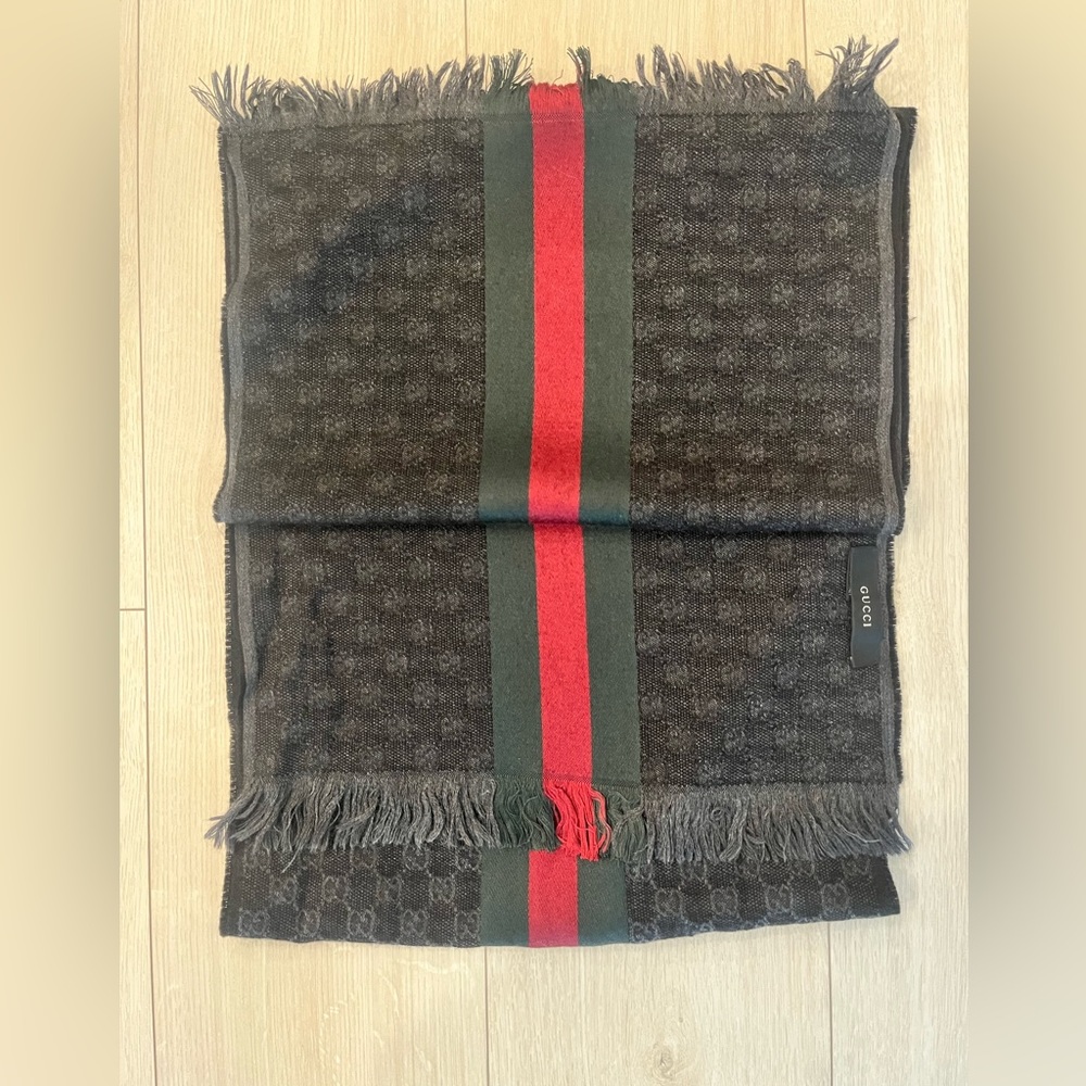 unisex gucci scarf authentic